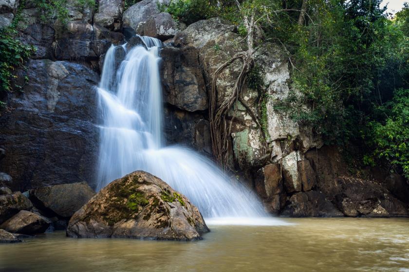 Midubanda Waterfall